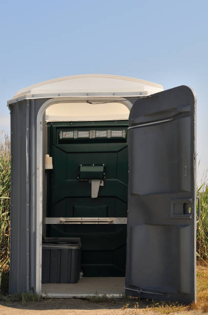 Best Luxury portable toilet rental  in Wauconda, IL