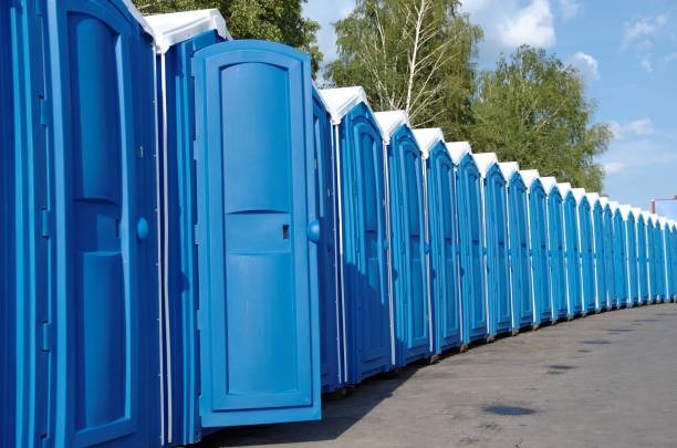 Best Porta potty delivery and setup  in Wauconda, IL